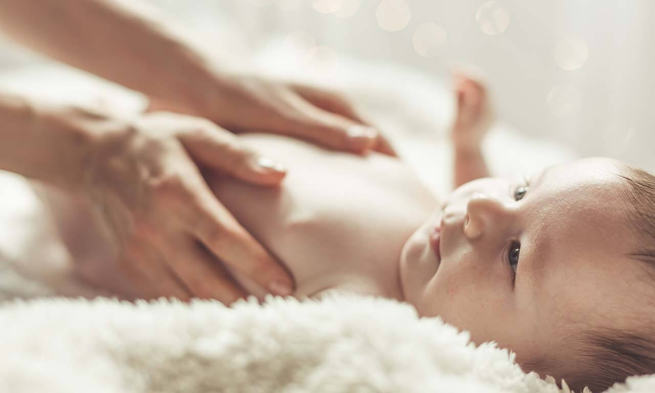 coliche gassose neonato benefici osteopatia